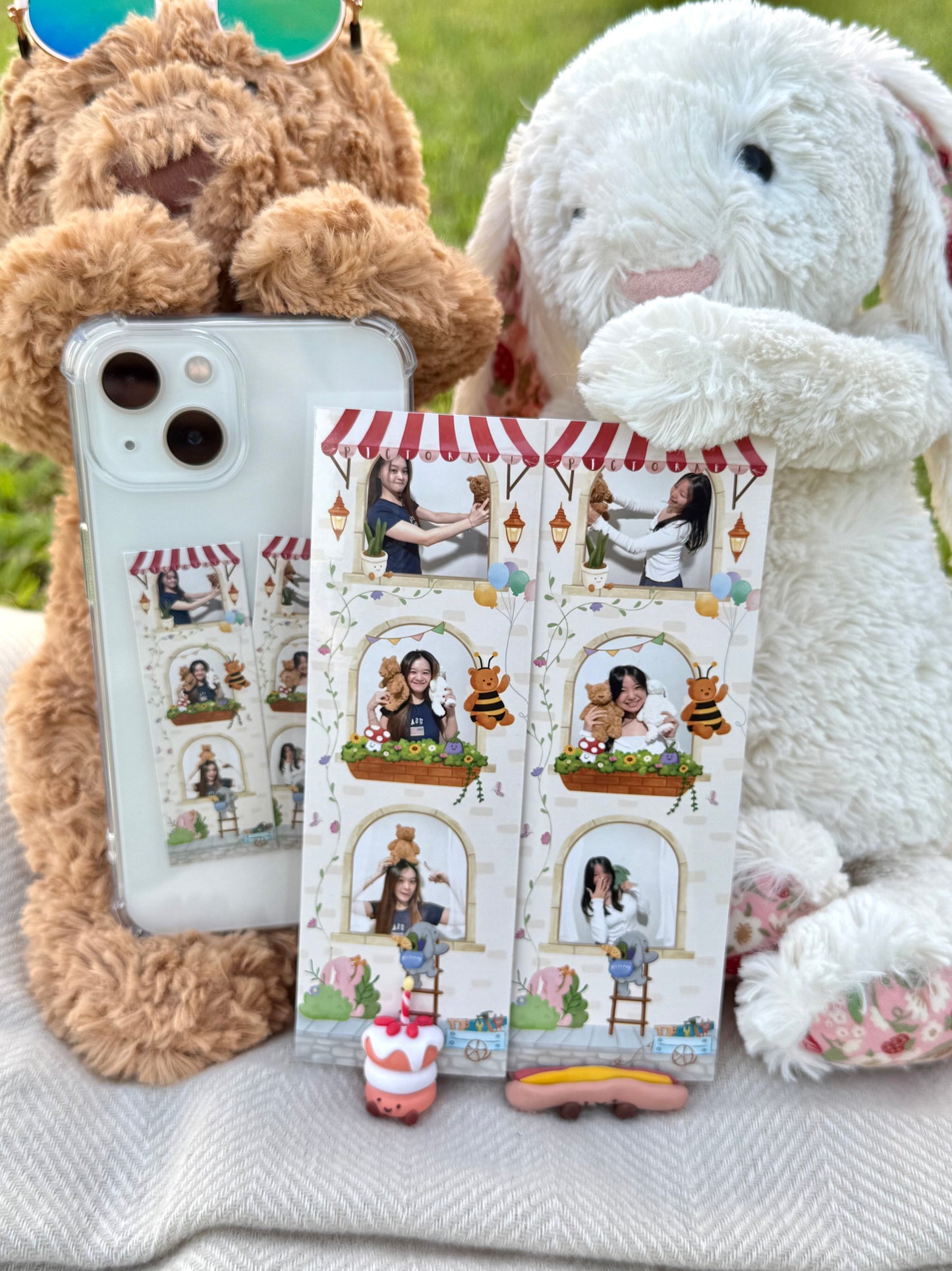 Windows of Us | Hardcopy photostrip